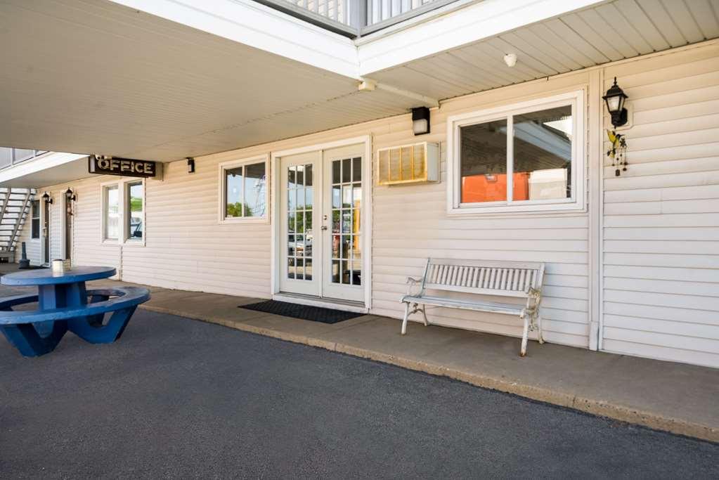Affordable Inn La Crosse Eksteriør bilde